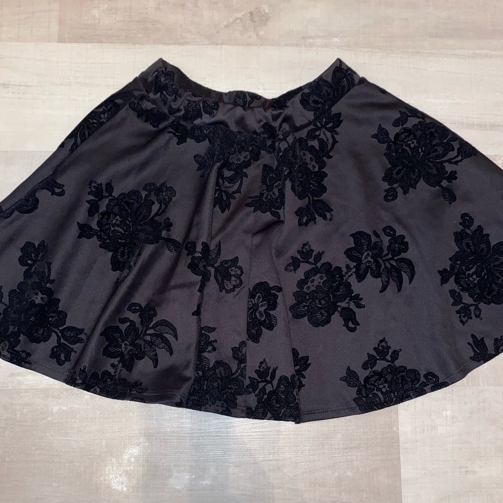 Black Skirt